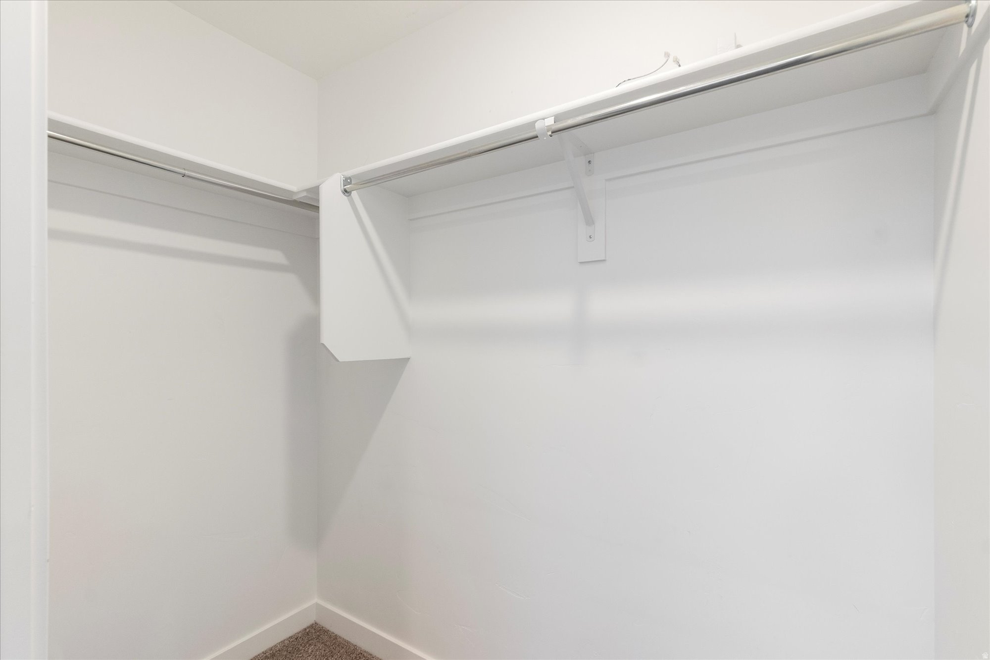 EDGEWATER - Residential