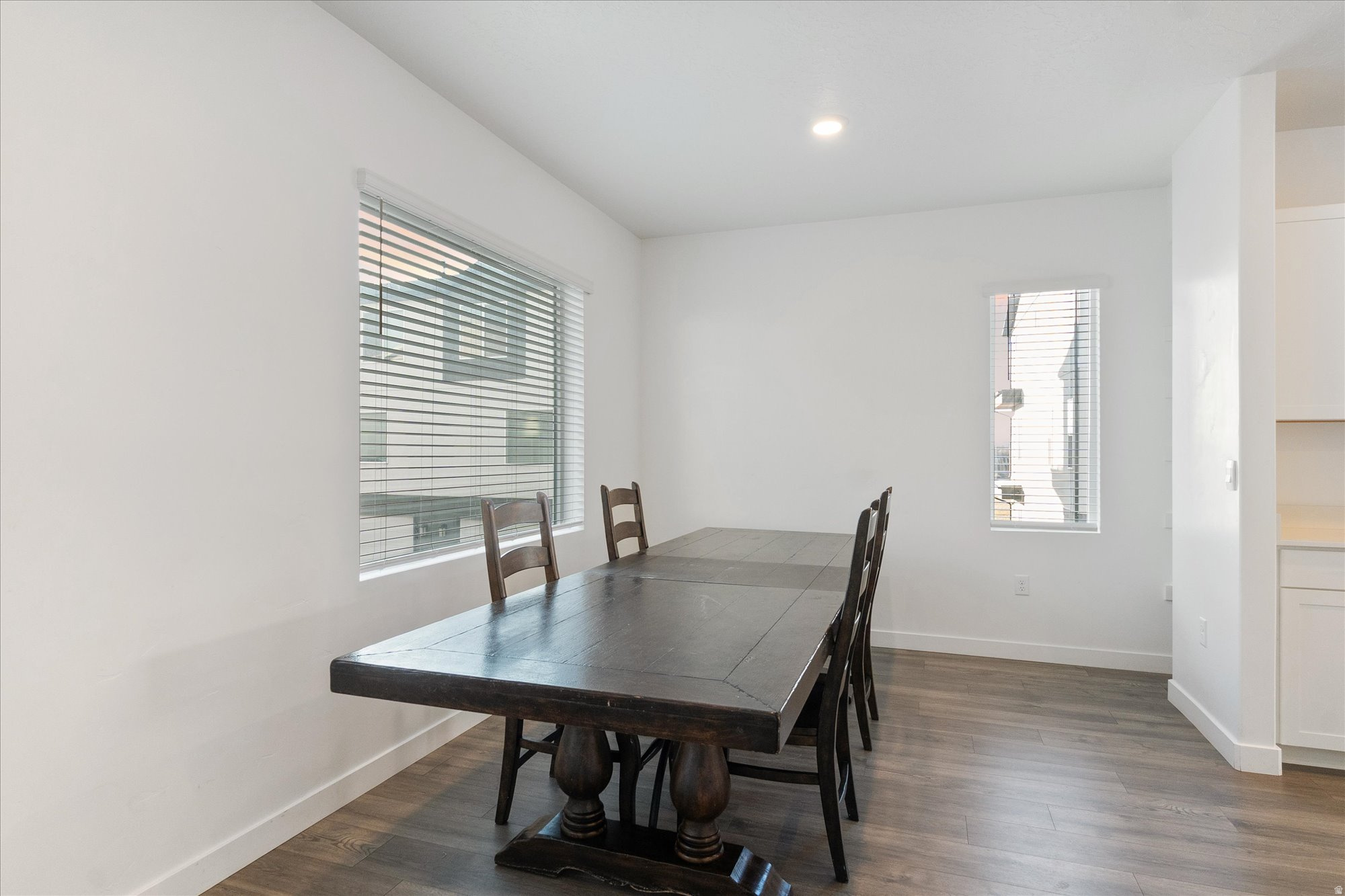 EDGEWATER - Residential