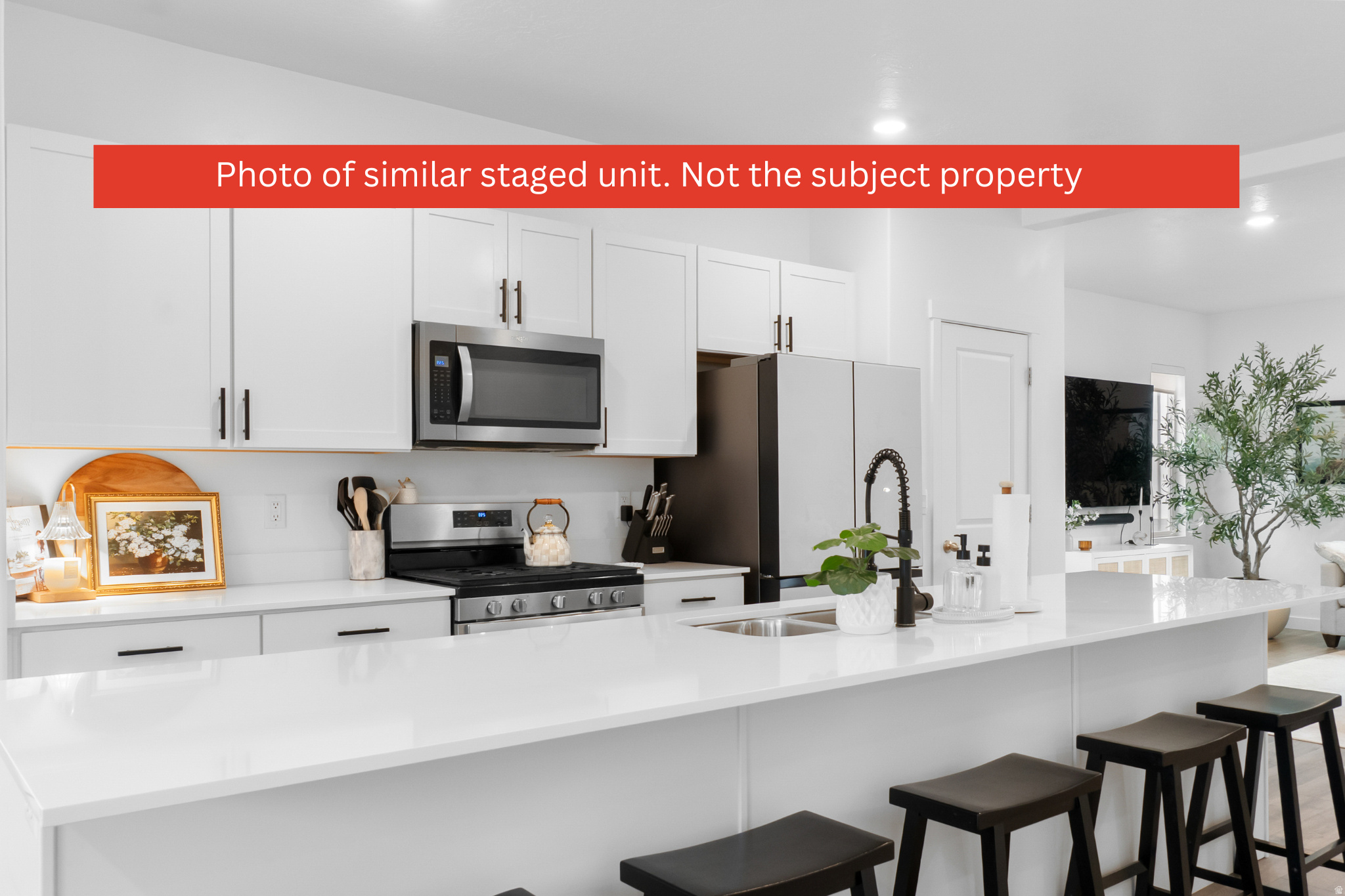 EDGEWATER - Residential