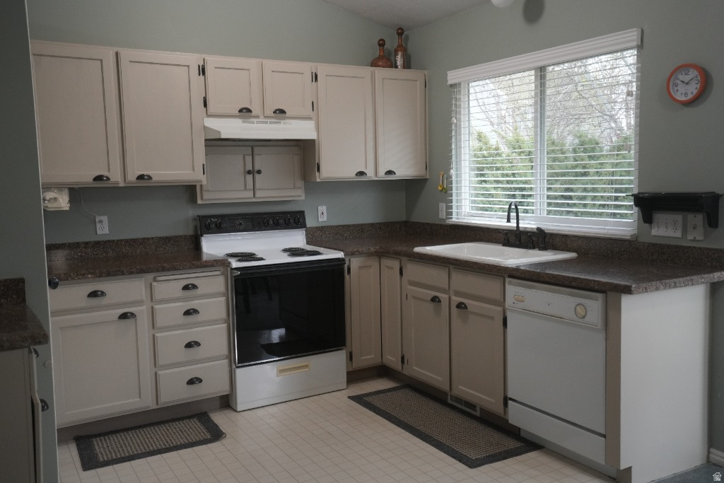 CREEKWOOD - Residential