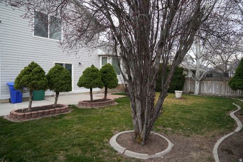 Tiny photo for 2423 W SUGAR PL, West Jordan, UT 84088 (MLS # 2146044)