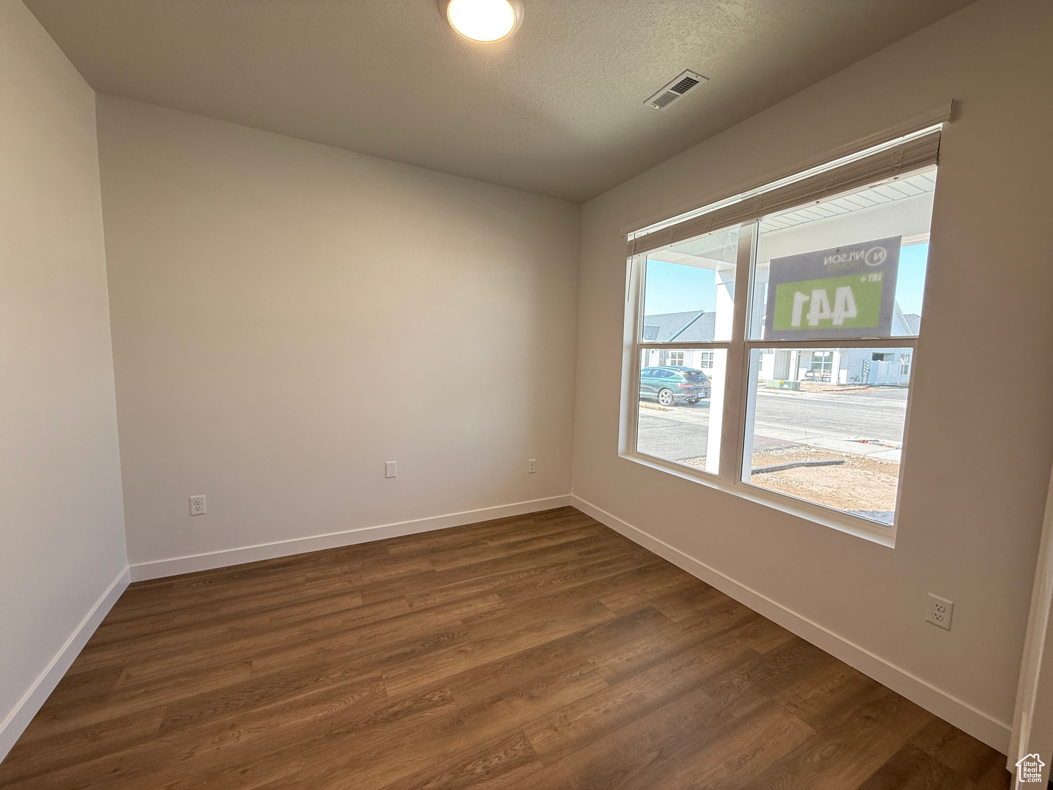 BLUFF VIEW - Residential