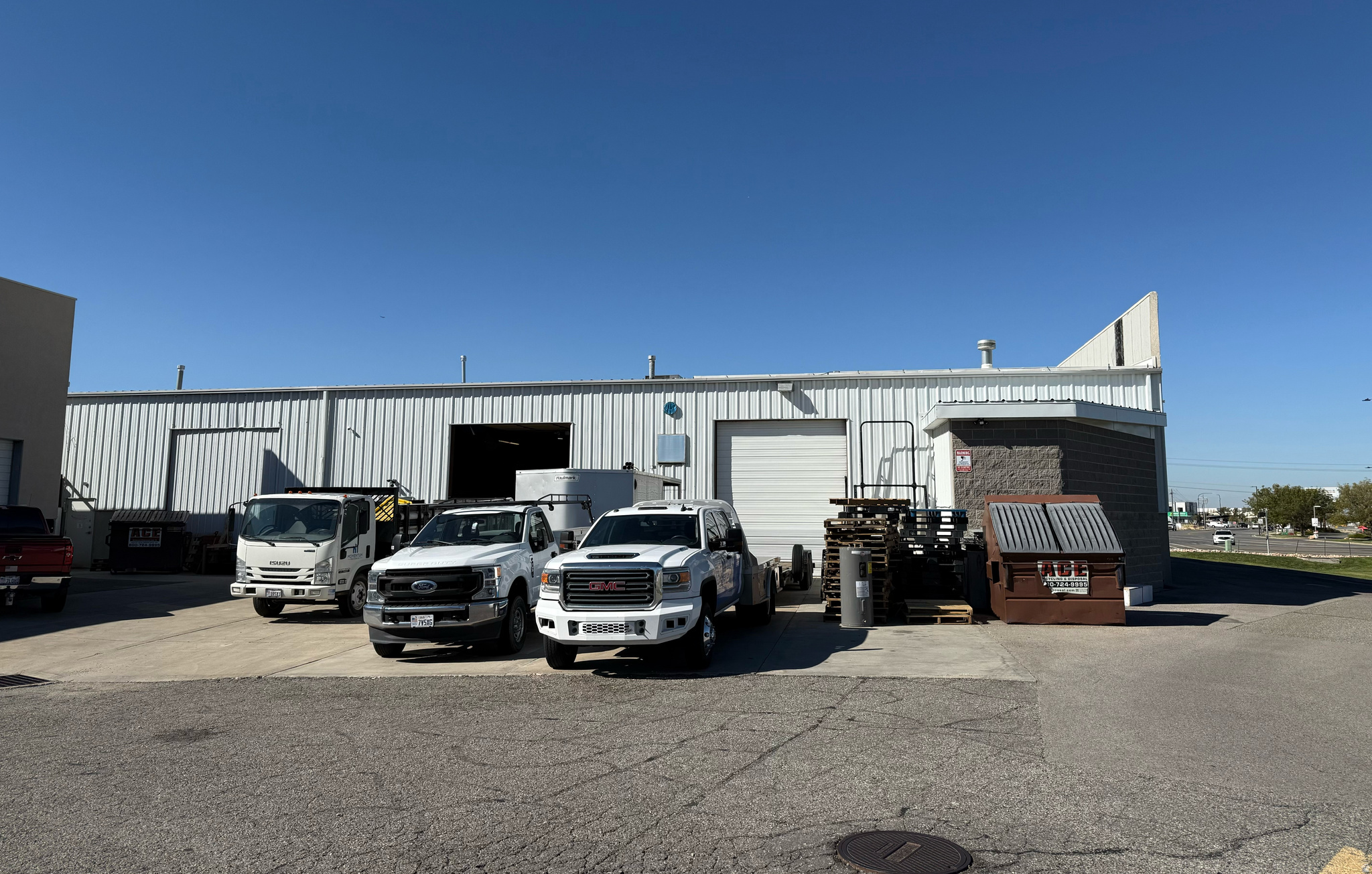 LANDINGS POINT CON - Commercial Sale