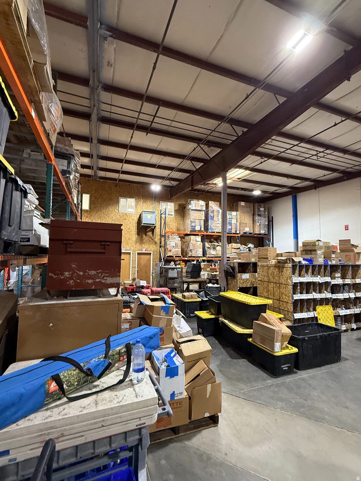 LANDINGS POINT CON - Commercial Sale