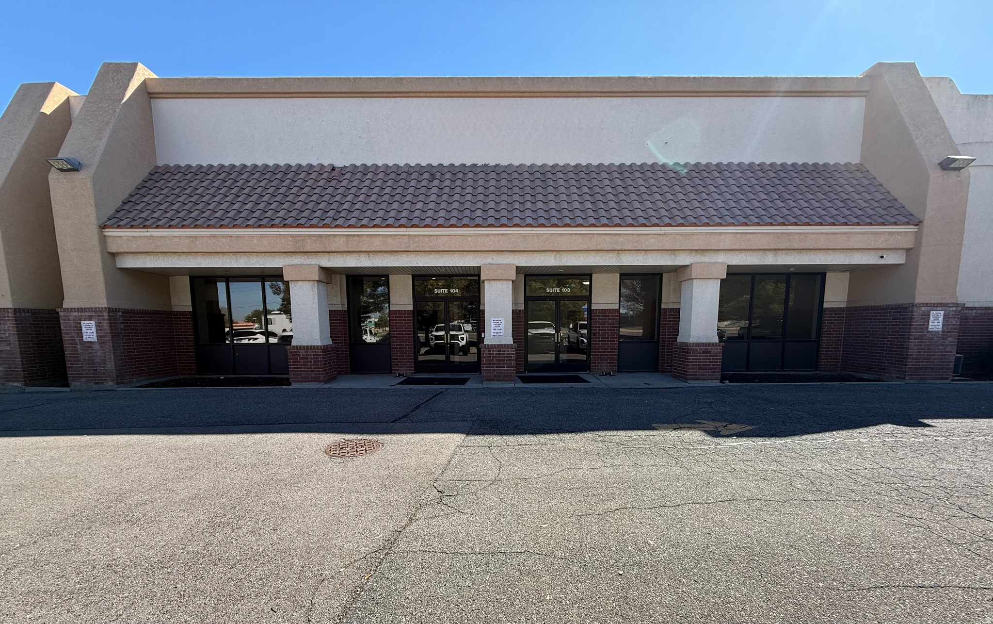 LANDINGS POINT CON - Commercial Sale