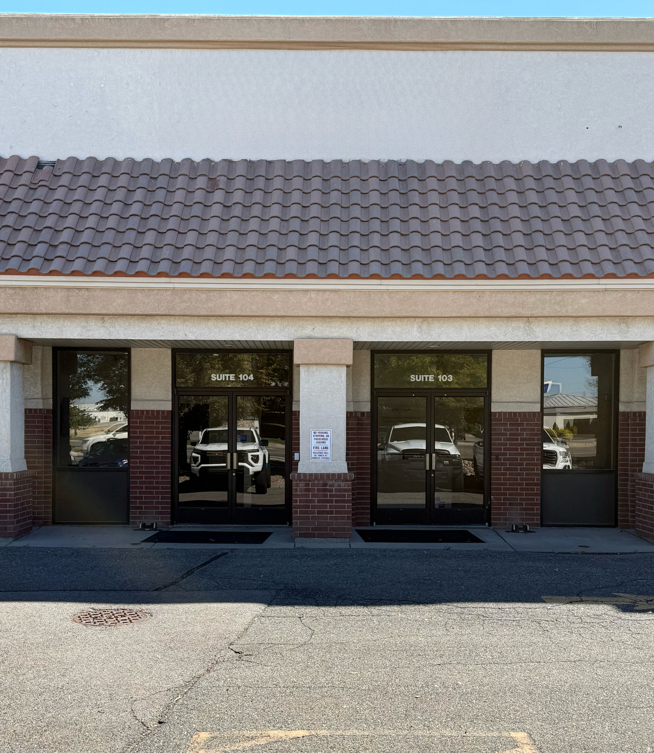 LANDINGS POINT CON - Commercial Sale