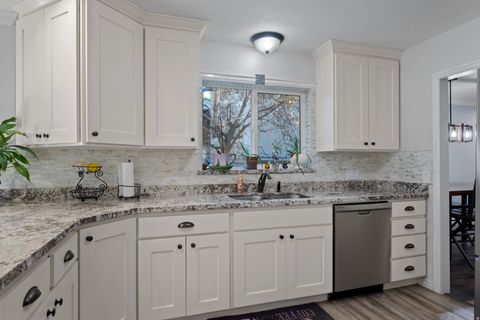 Tiny photo for 2101 E 6425 S, Holladay, UT 84121 (MLS # 2126725)