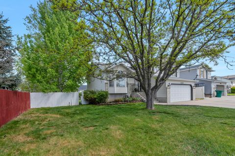 Tiny photo for 2646 W 1125 N, Layton, UT 84041 (MLS # 2150561)