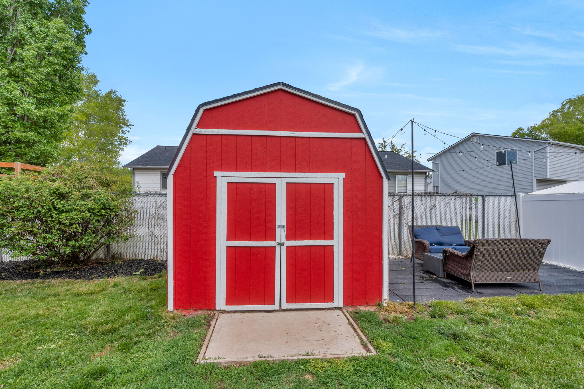 CHELSIE PARK - Residential