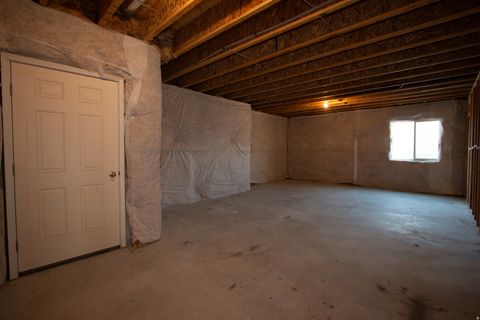 Tiny photo for 1372 S HOMESTEAD LN, Syracuse, UT 84075 (MLS # 2156837)