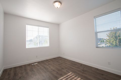 Tiny photo for 1372 S HOMESTEAD LN, Syracuse, UT 84075 (MLS # 2156837)