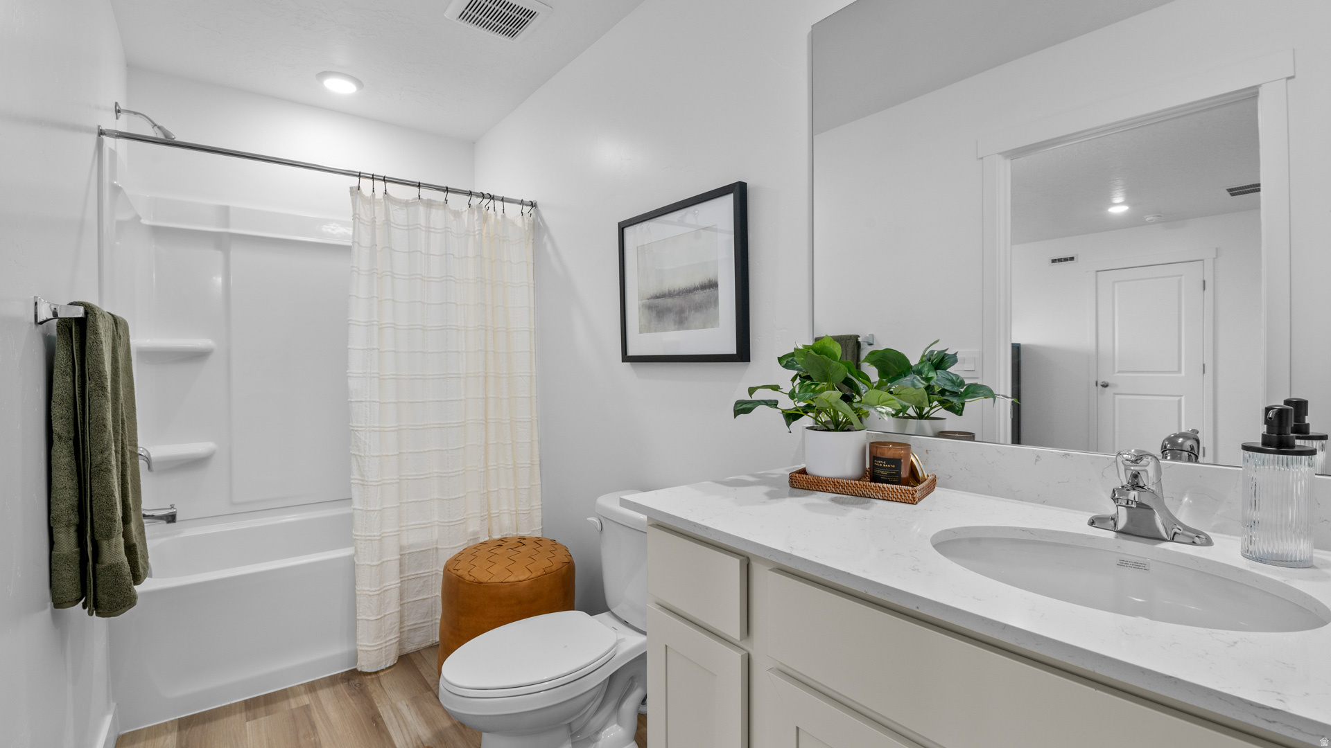 VIRIDIAN - Residential