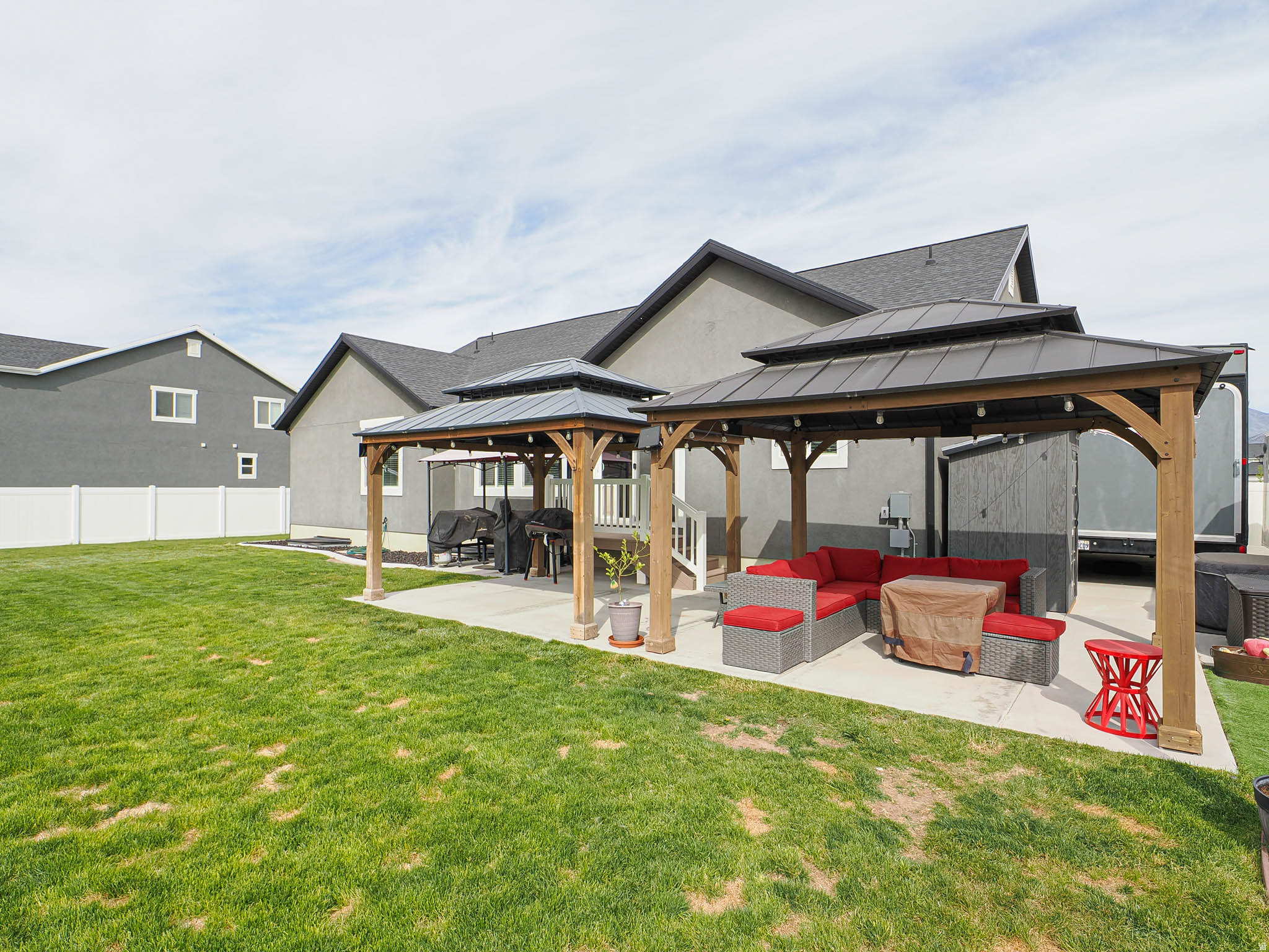 BRANDON PARK - Residential