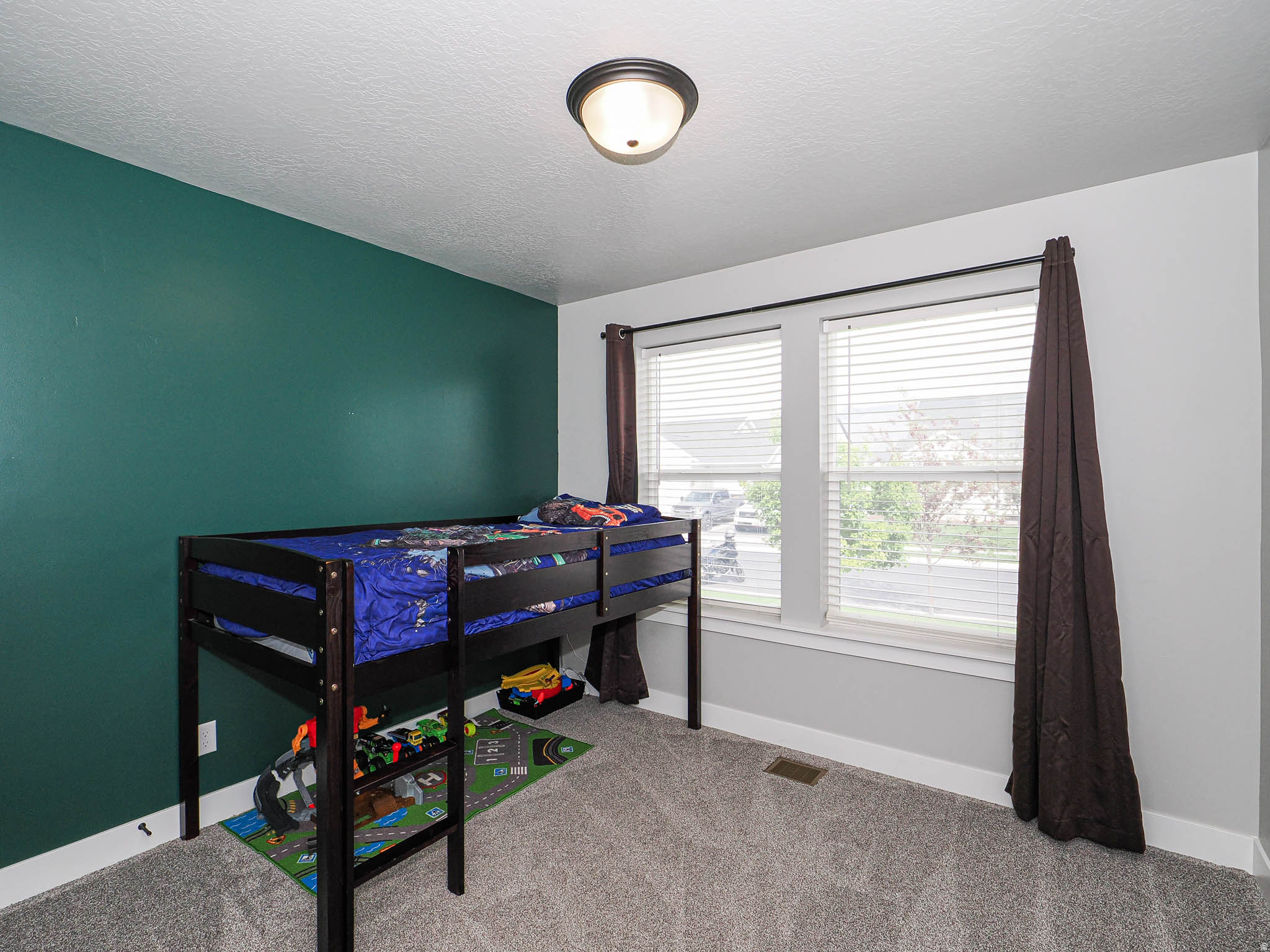 BRANDON PARK - Residential
