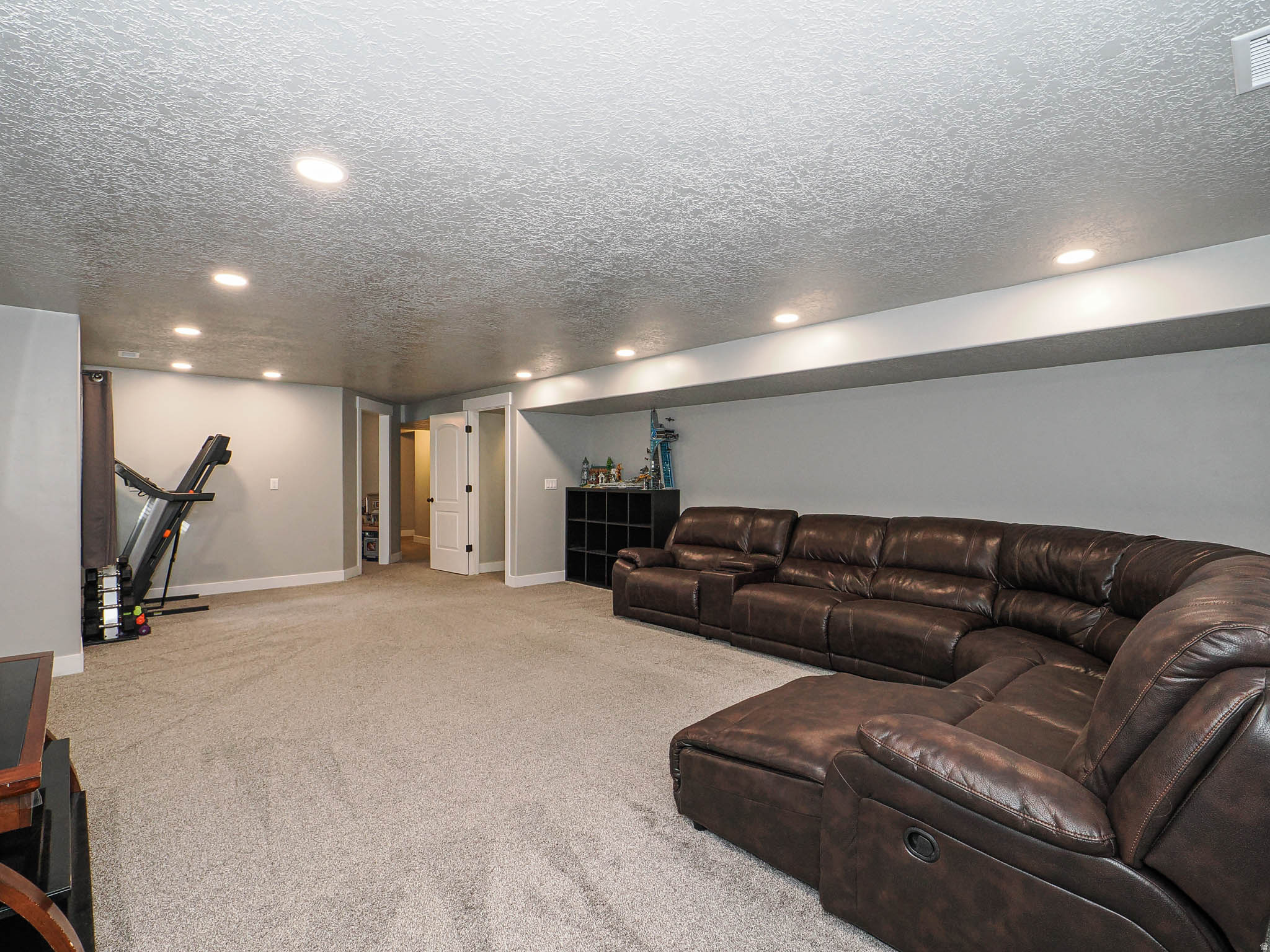 BRANDON PARK - Residential