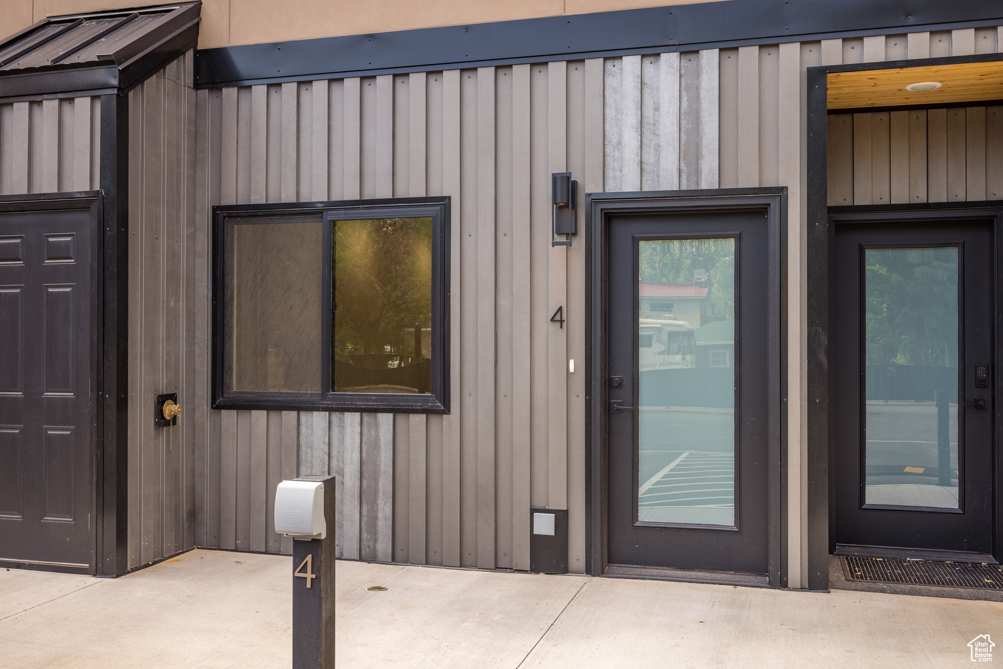 COTTONWOOD CONDOS - Residential