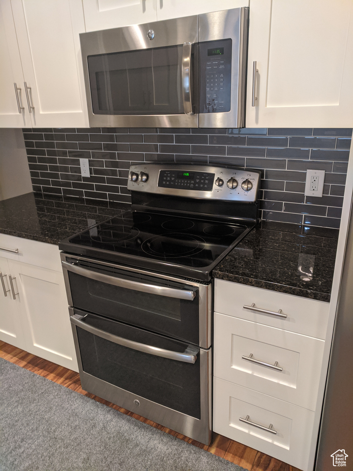 AMERICAN TOWERS - Residential Lease