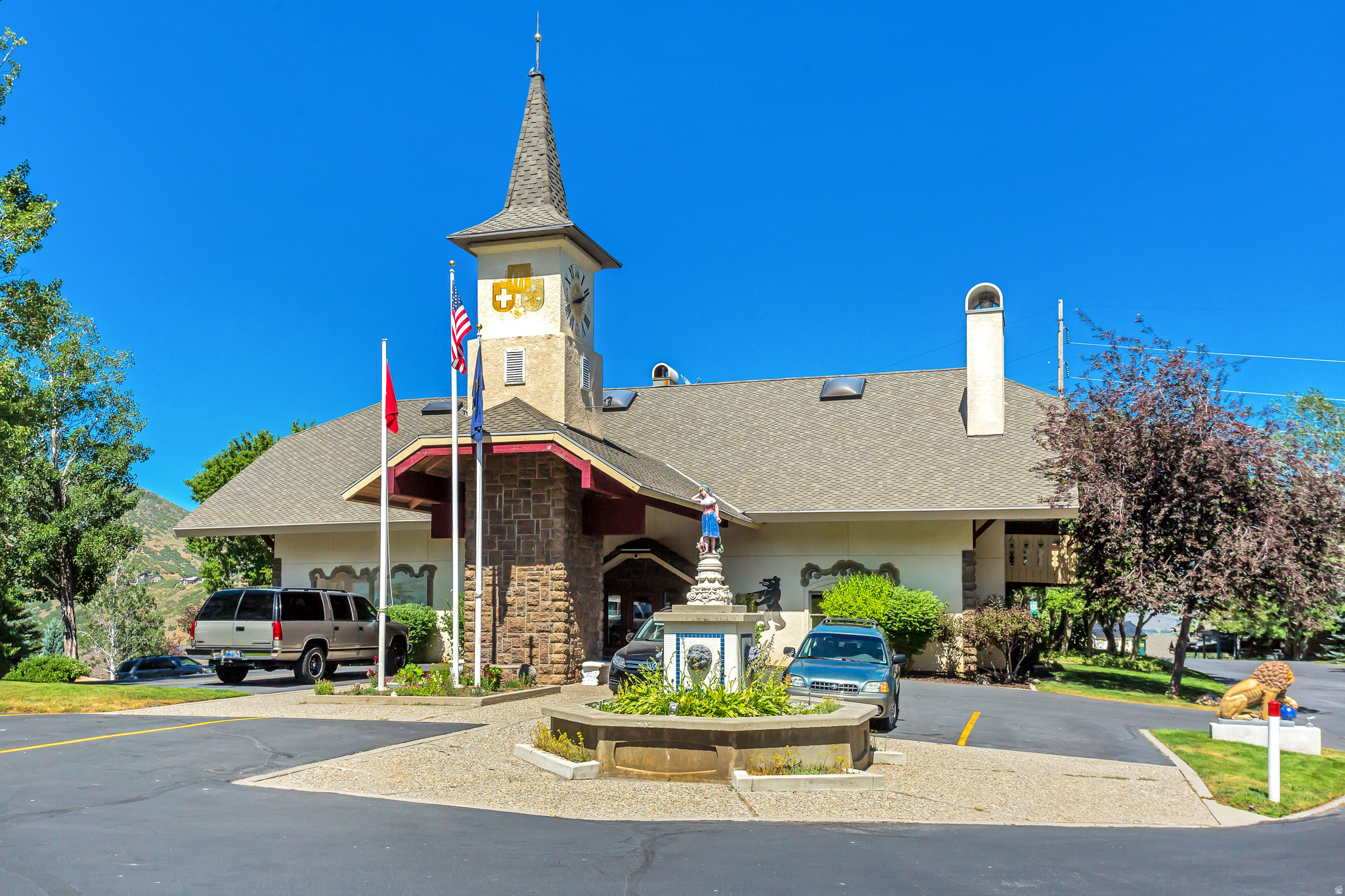 SWISS OAK - Residential