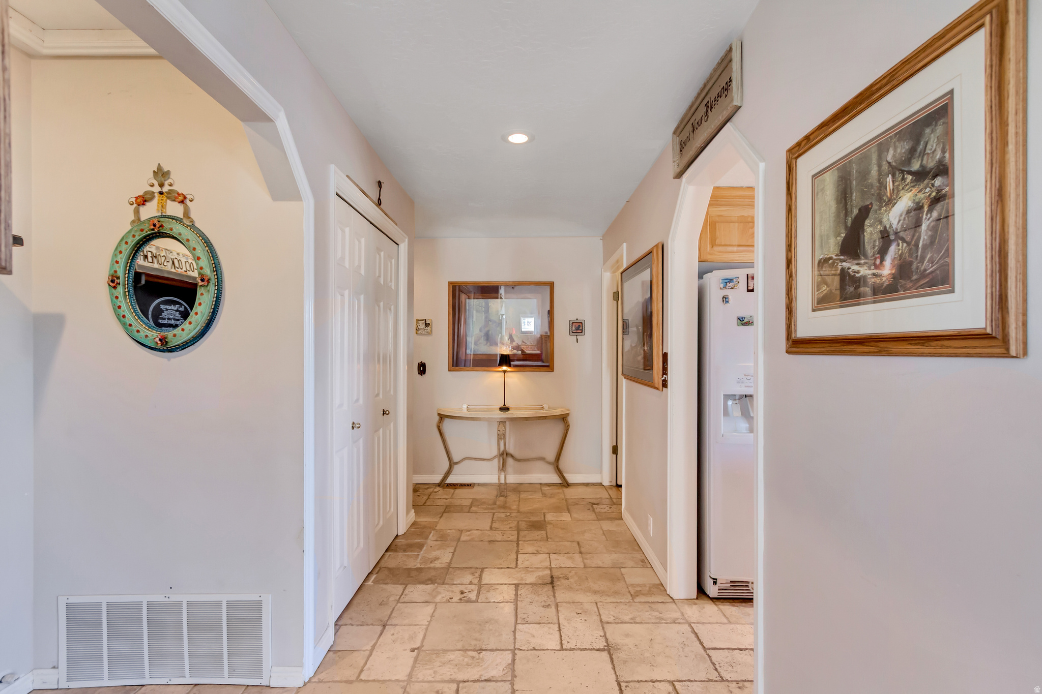 SWISS OAK - Residential