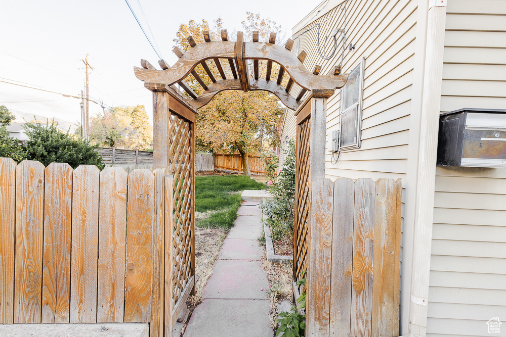 HISTORIC SANDY - Residential