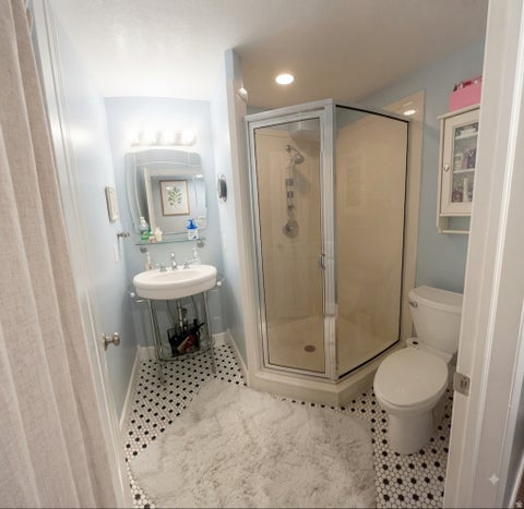 Tiny photo for 1128 W ON THE GREEN WAY N #33, Farmington, UT 84025 (MLS # 2179439)