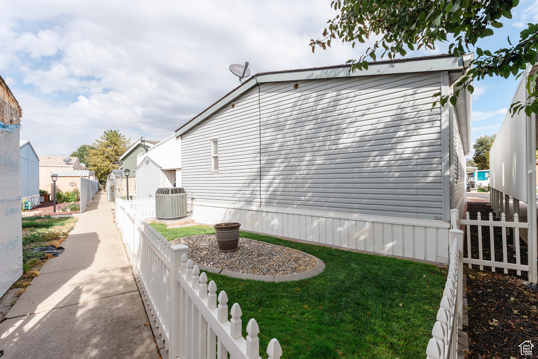 4594 Yarrow Ln #77, Taylorsville, Utah image 18