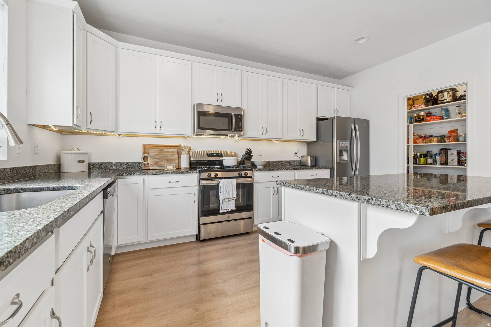 DAY RANCH - Residential