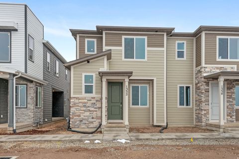 Photo of 1332 E 1670 N #823, Payson, UT 84651 (MLS # 2140917)