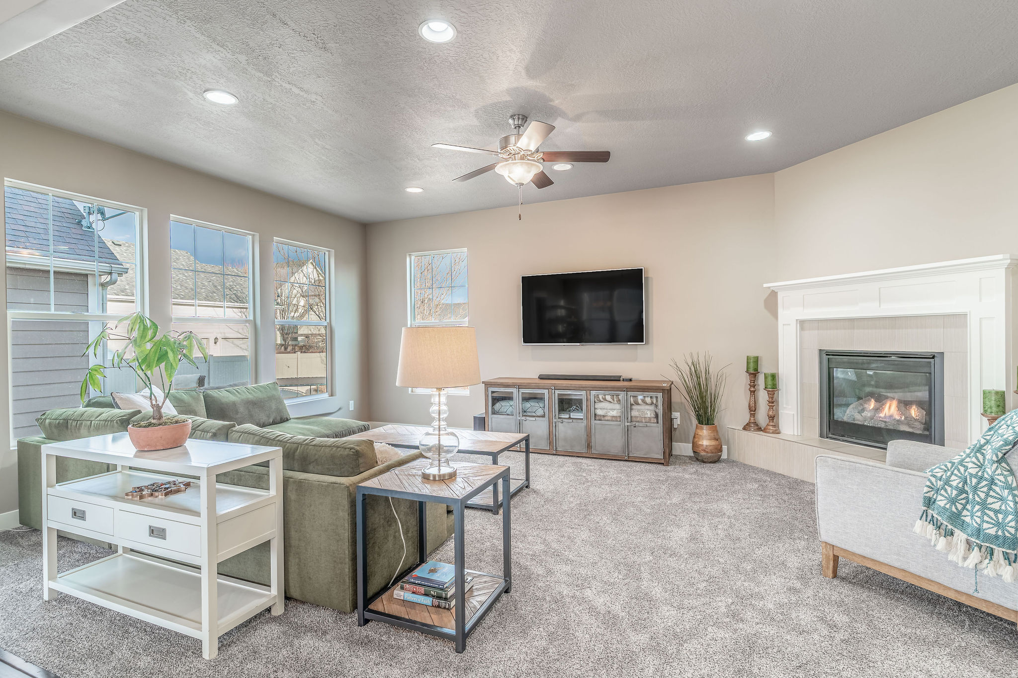 HILL FARMS - Residential