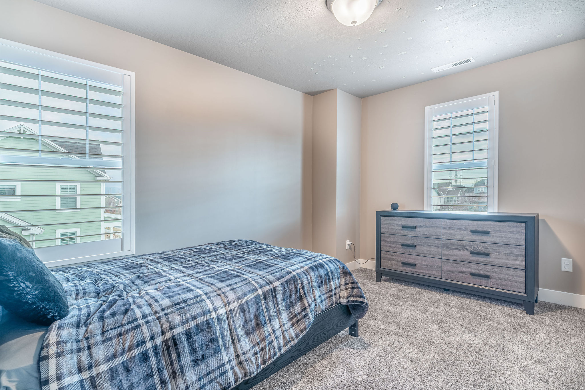 HILL FARMS - Residential