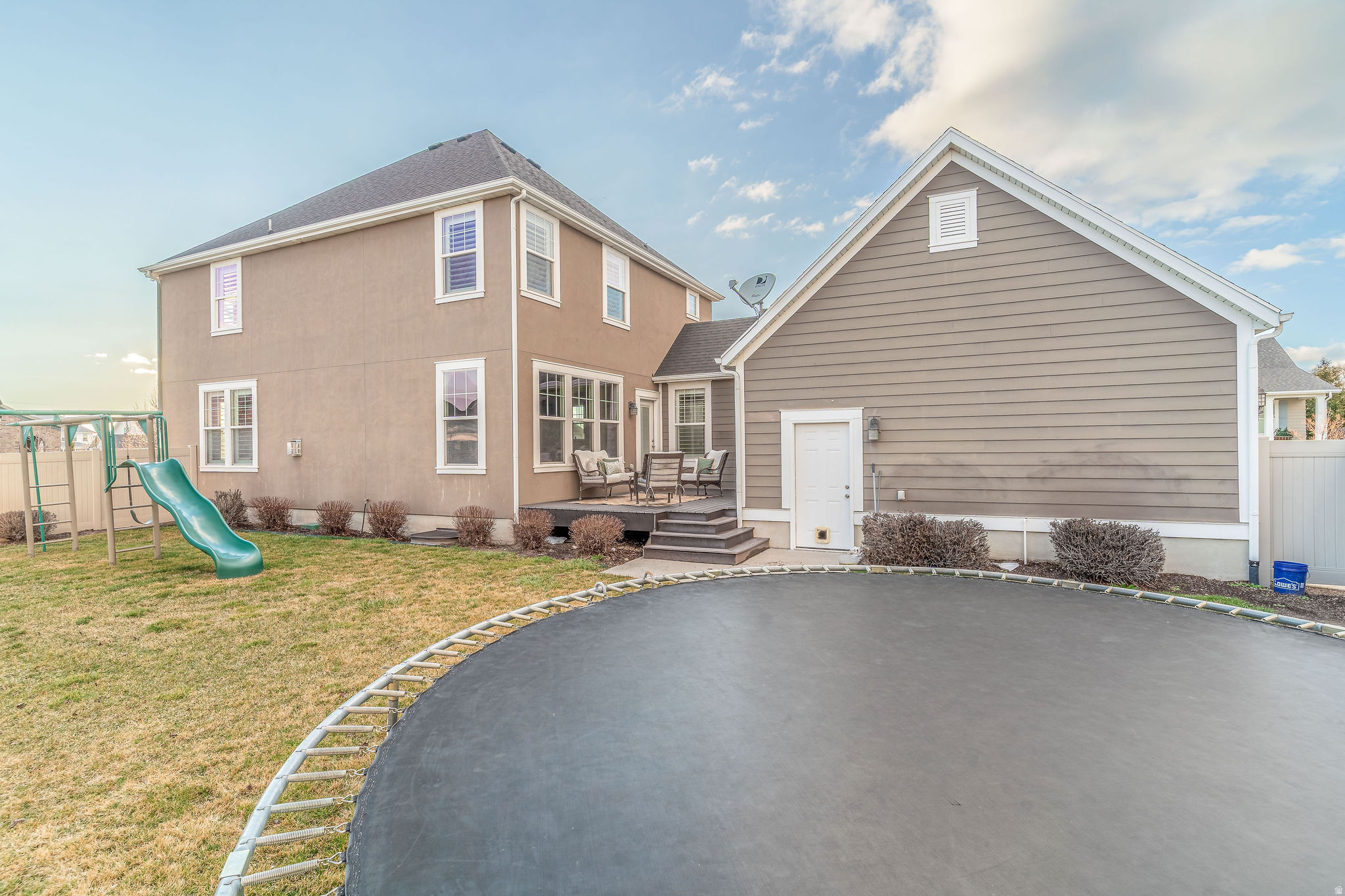 HILL FARMS - Residential