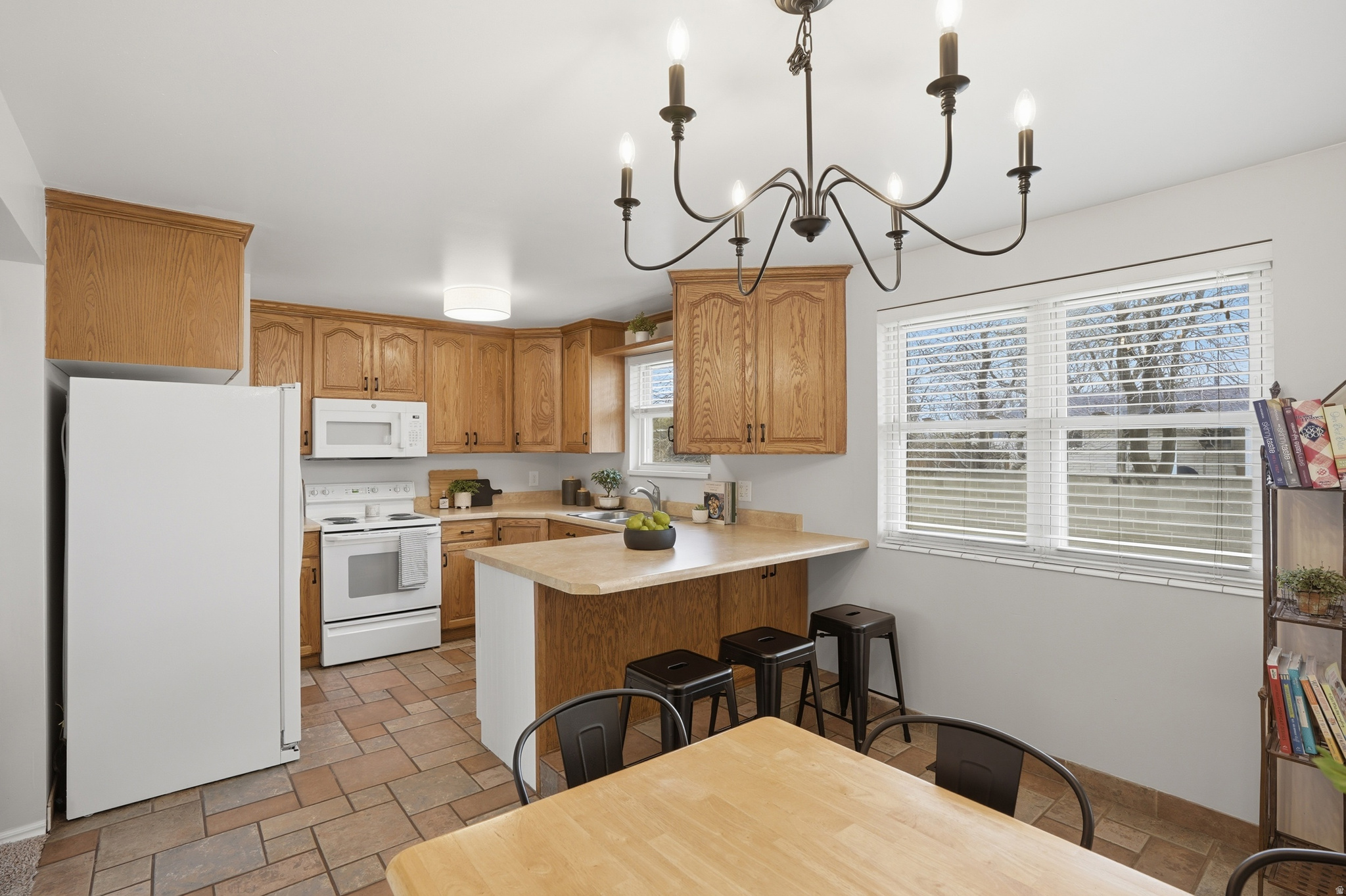 CAMELOT SUB - Residential