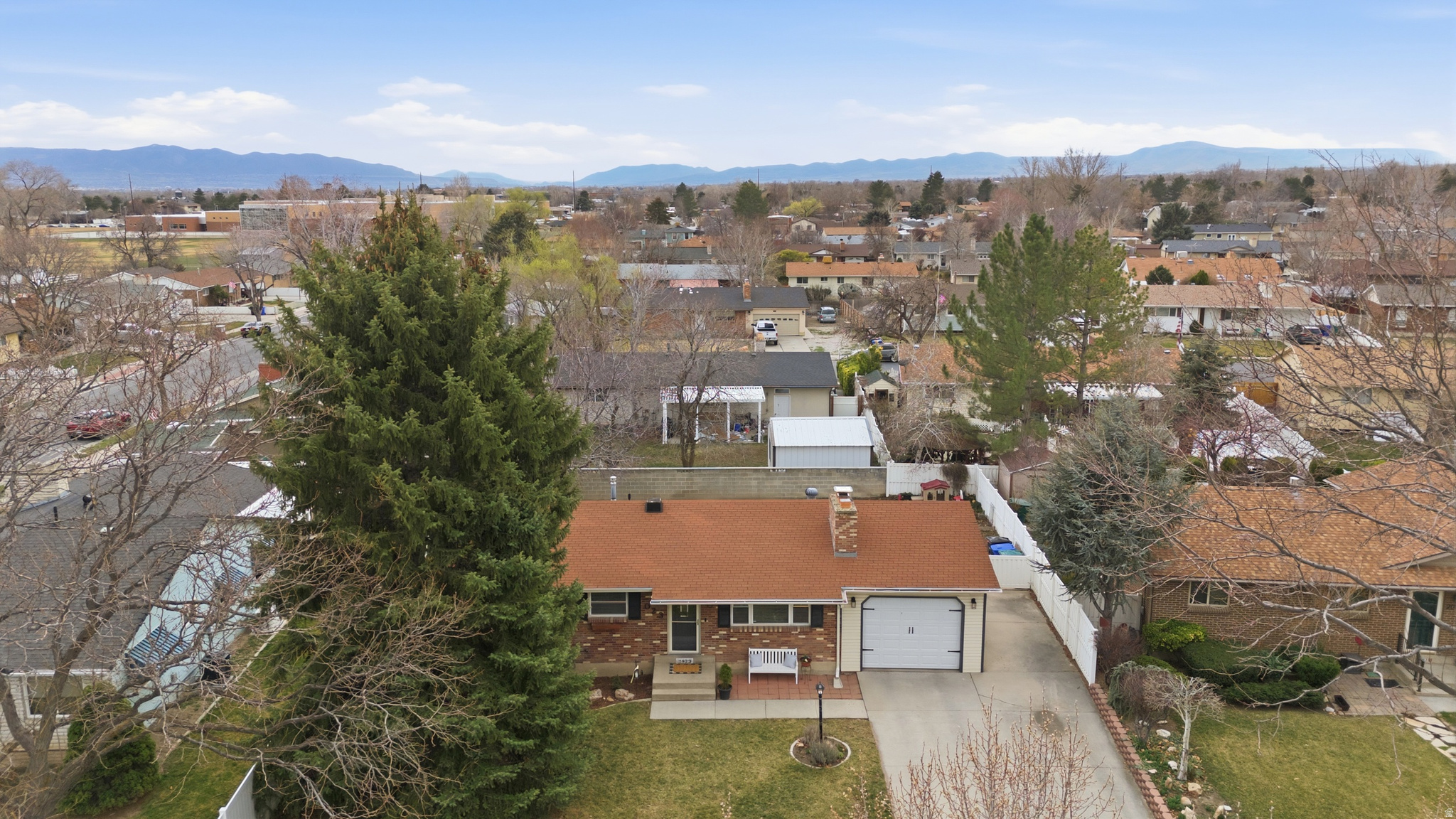 CAMELOT SUB - Residential