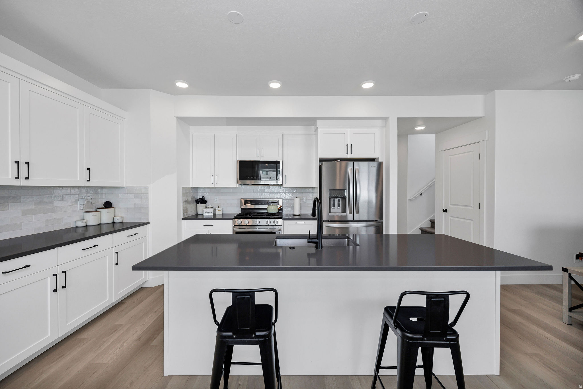 CANYON ESTATES - Residential