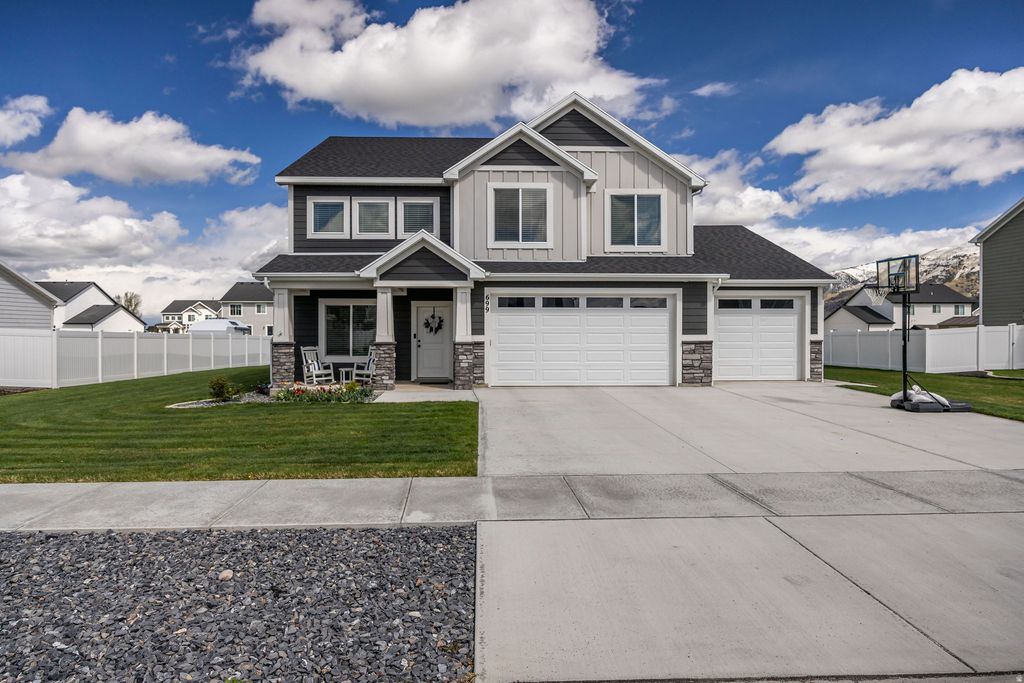 Photo of 699 E 1200 S, Hyrum, UT 84319 (MLS # 2150472)