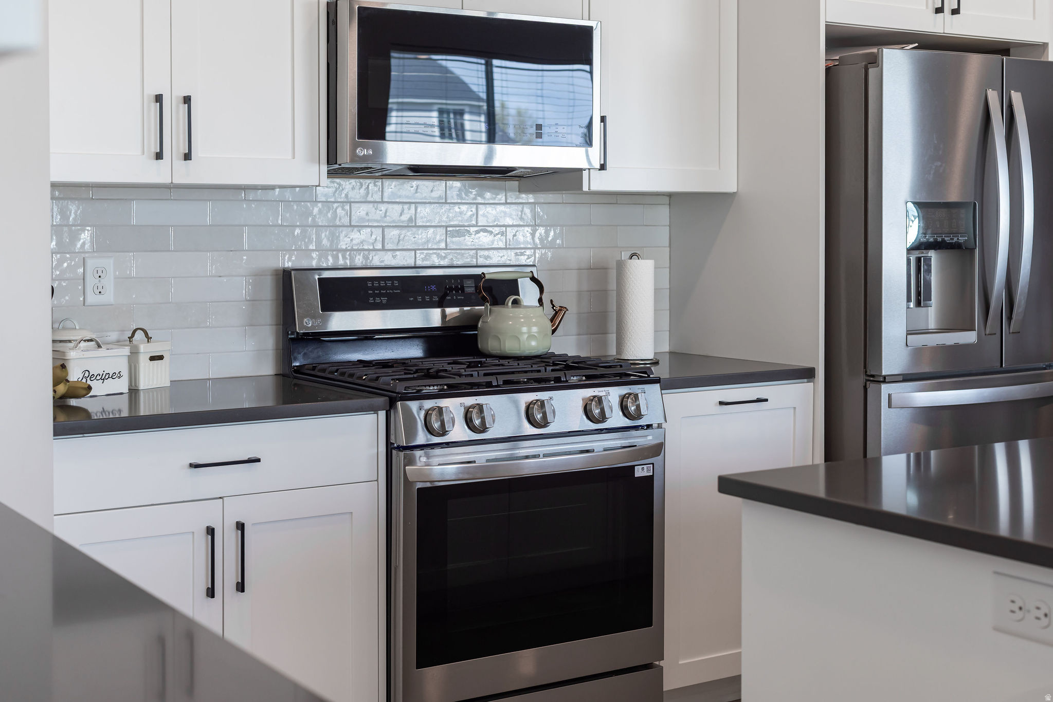 CANYON ESTATES - Residential