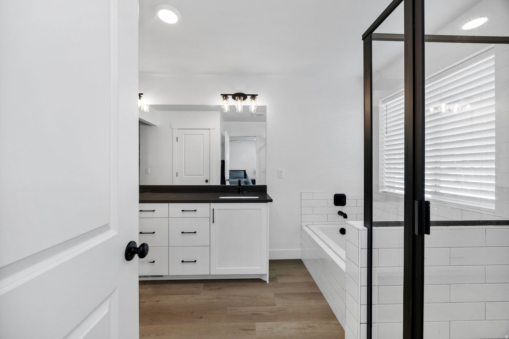 CANYON ESTATES - Residential