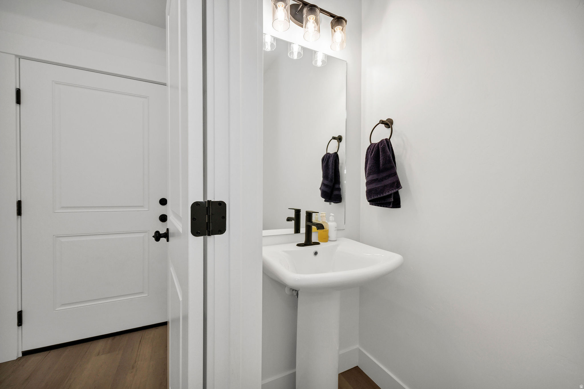 CANYON ESTATES - Residential