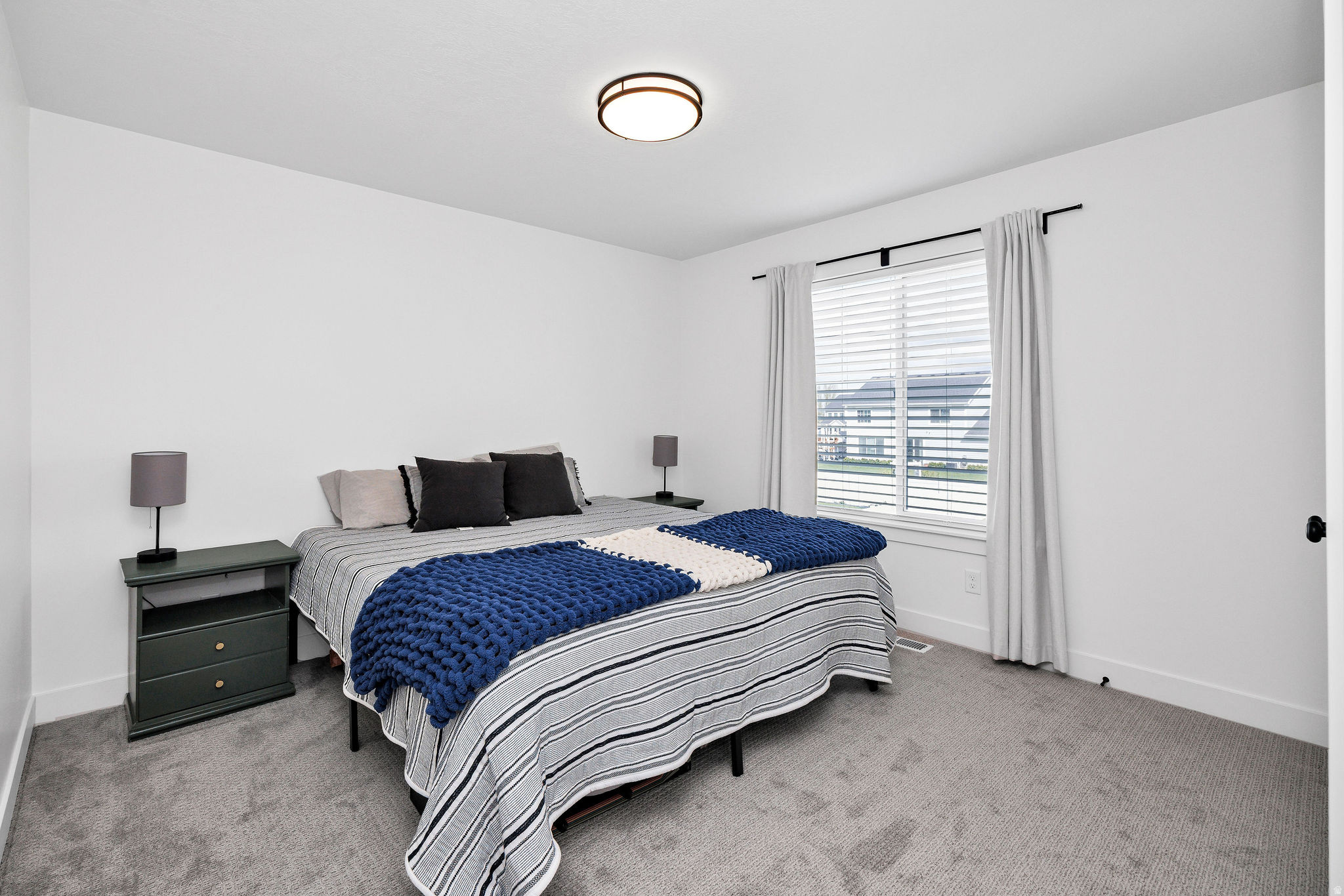 CANYON ESTATES - Residential