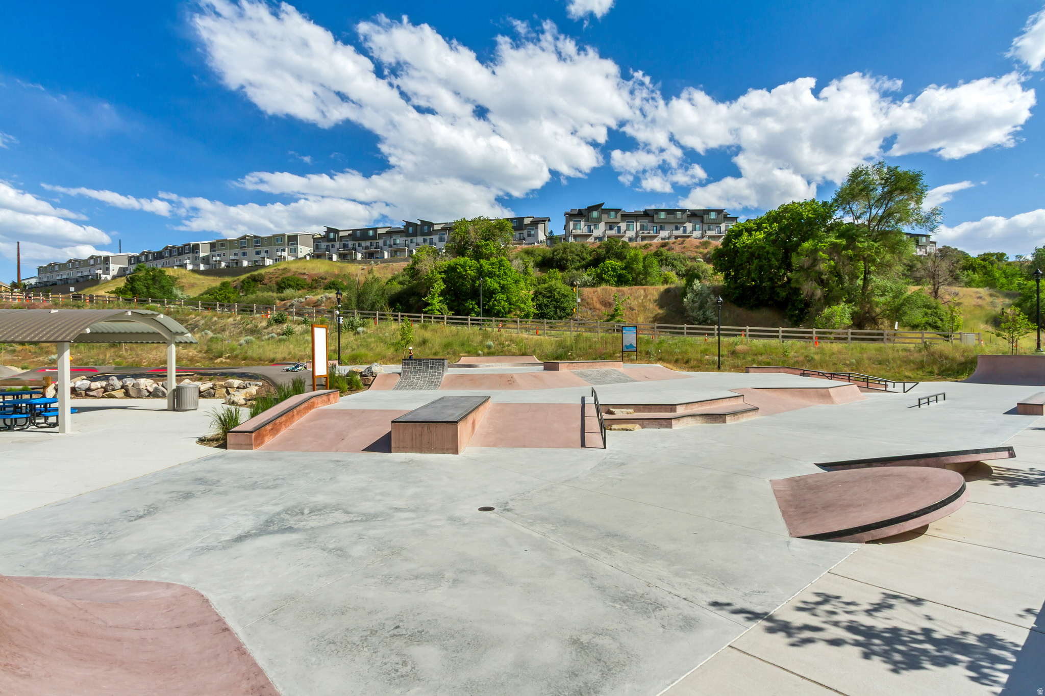 DAY RANCH - Residential
