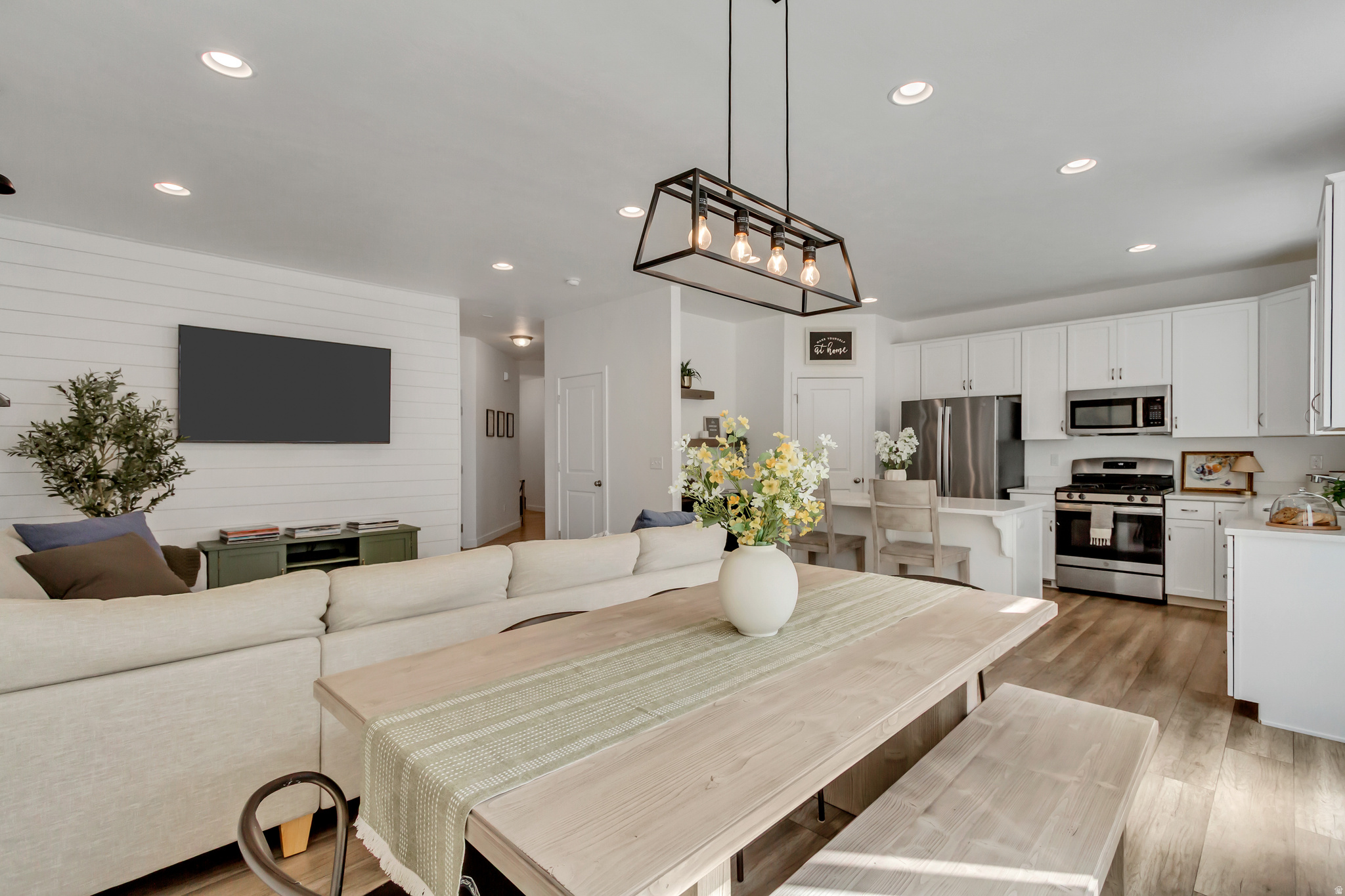 DAY RANCH - Residential
