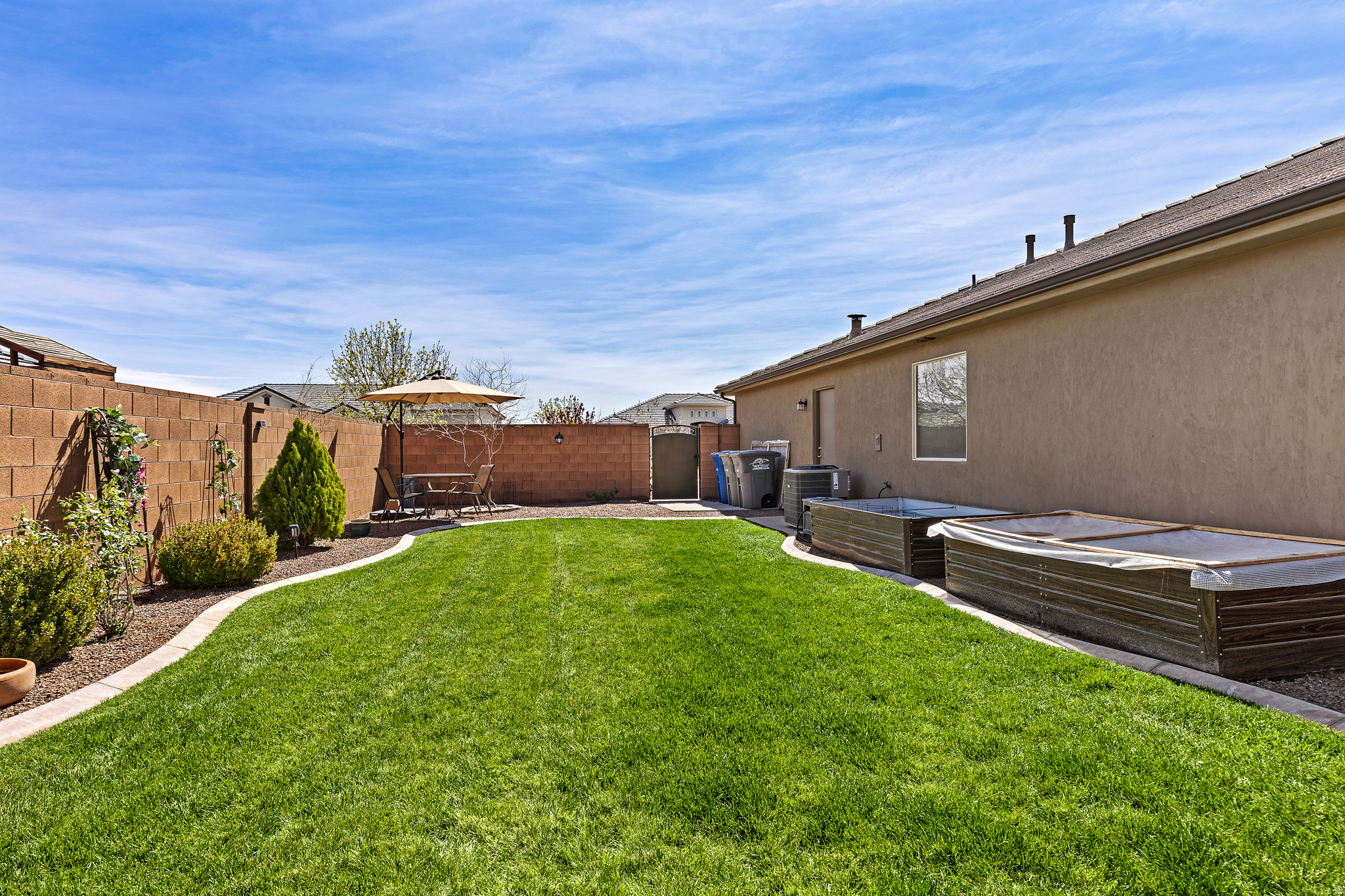 WHITE SANDS PH 6 - Residential