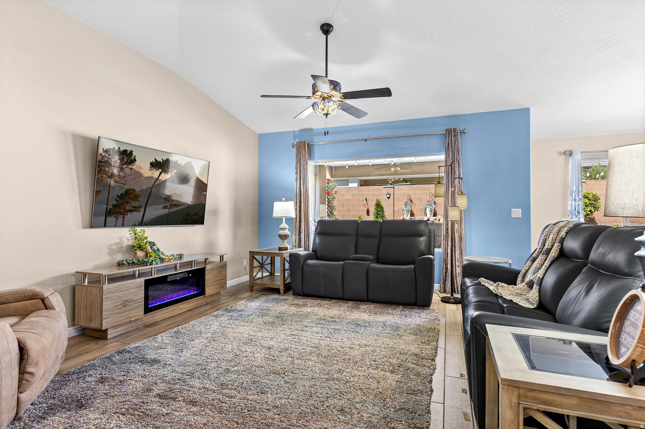 WHITE SANDS PH 6 - Residential