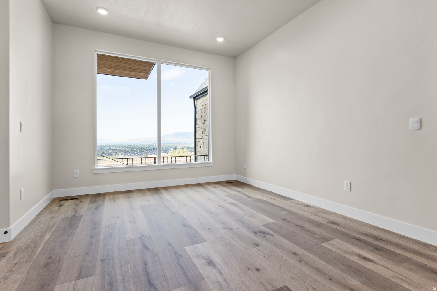 VIRIDIAN - Residential