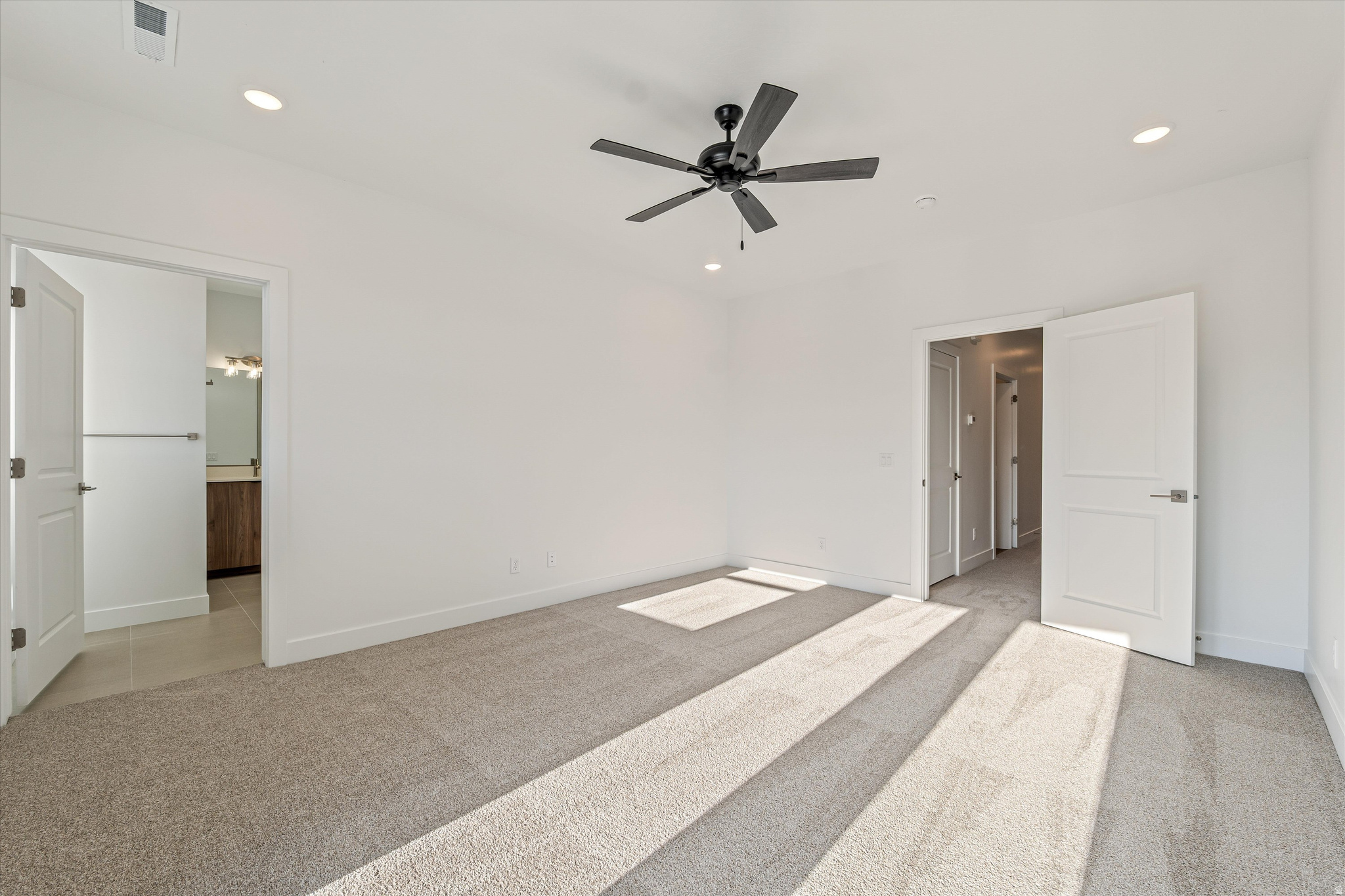 SAGE VILLAS - Residential