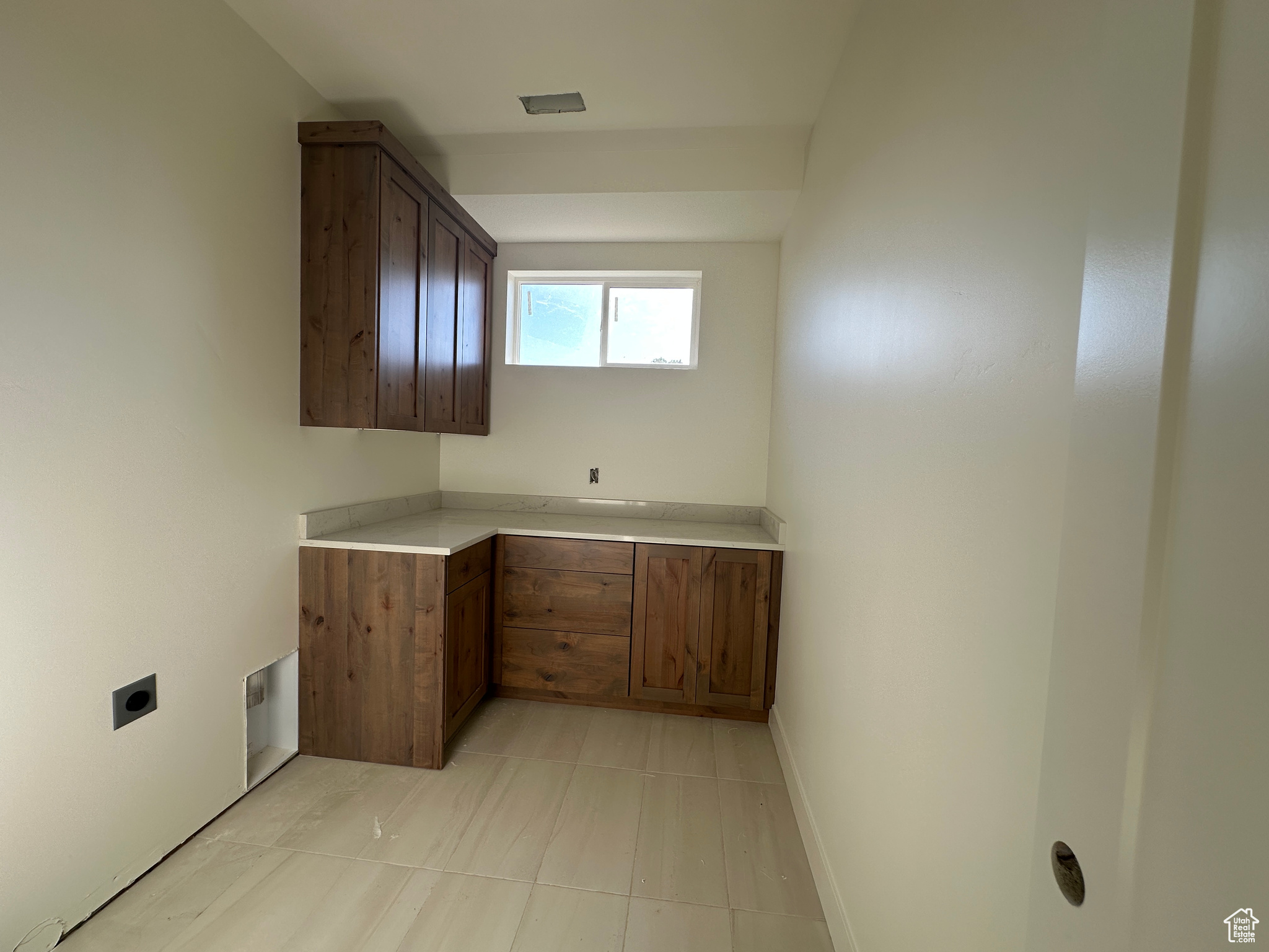 Pleasant Grove, Utah 84062, United States, 5 Bedrooms Bedrooms, ,4 BathroomsBathrooms,Residential,Active,128998