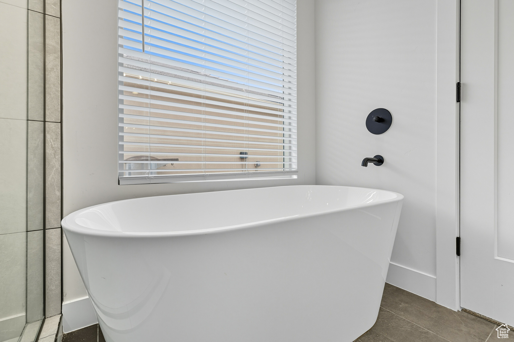 JOSHUAS AT SOUTHGATE 1 - Residential