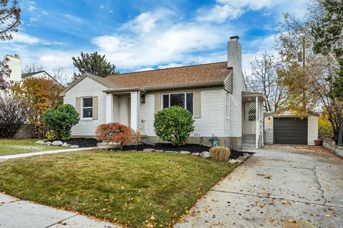 Tiny photo for 2590 E 2100 S, Salt Lake City, UT 84109 (MLS # 2123961)