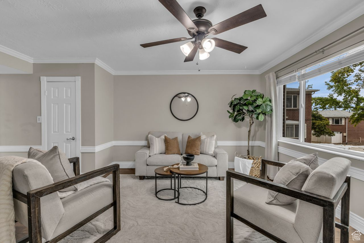 COLONIAL GARDENS - Residential