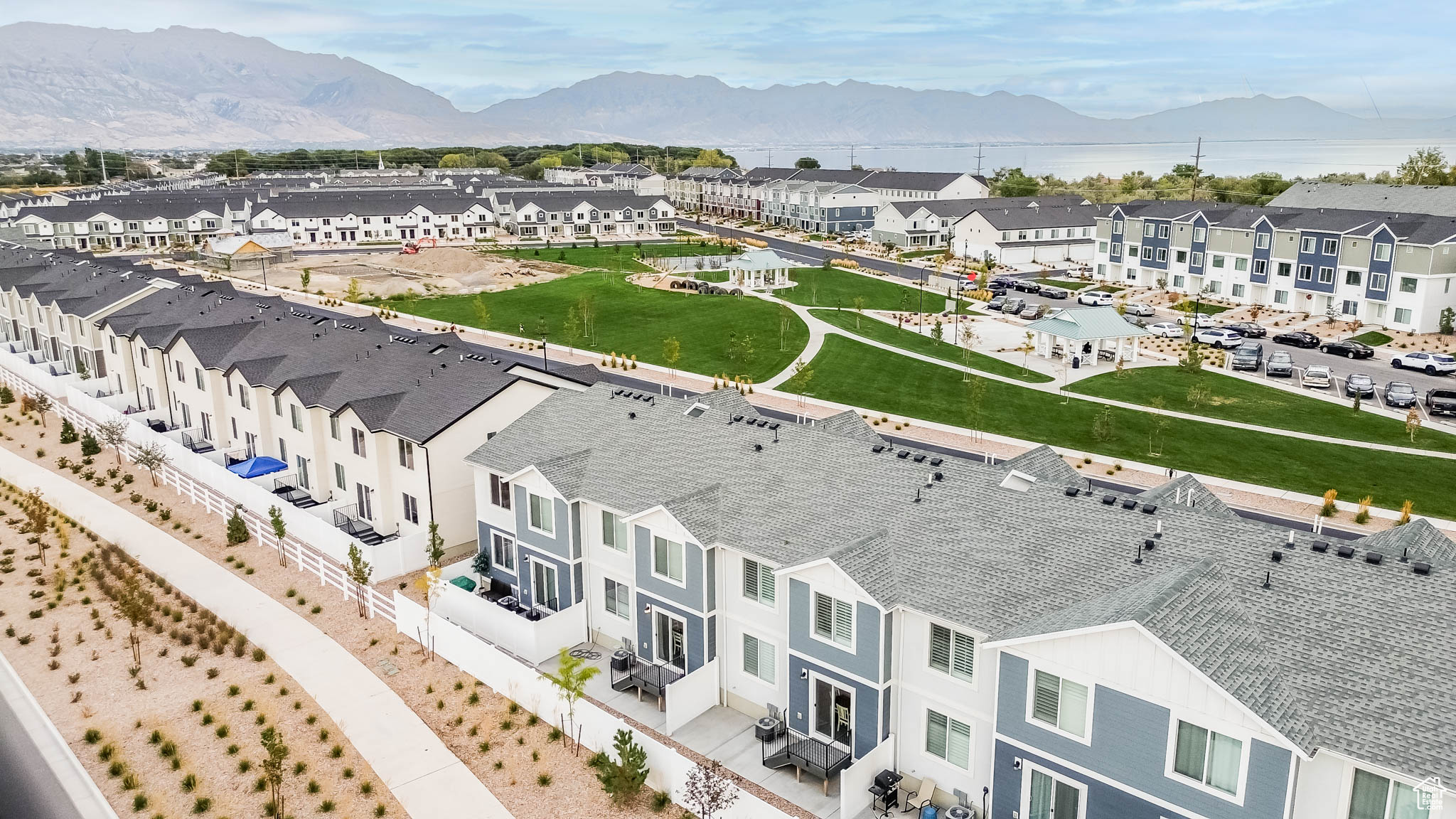 NORTHSHORE - Residential